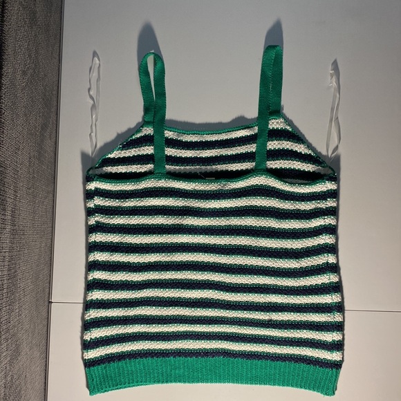 NWT - It’s Our Time - Sweater Tank Top - Size Large - Picture 7 of 8